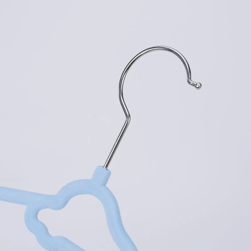 Percha flocada en forma de nube