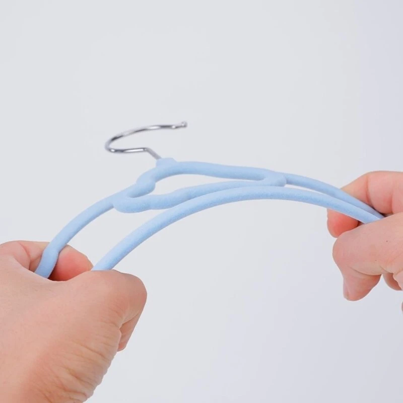 Percha flocada en forma de nube