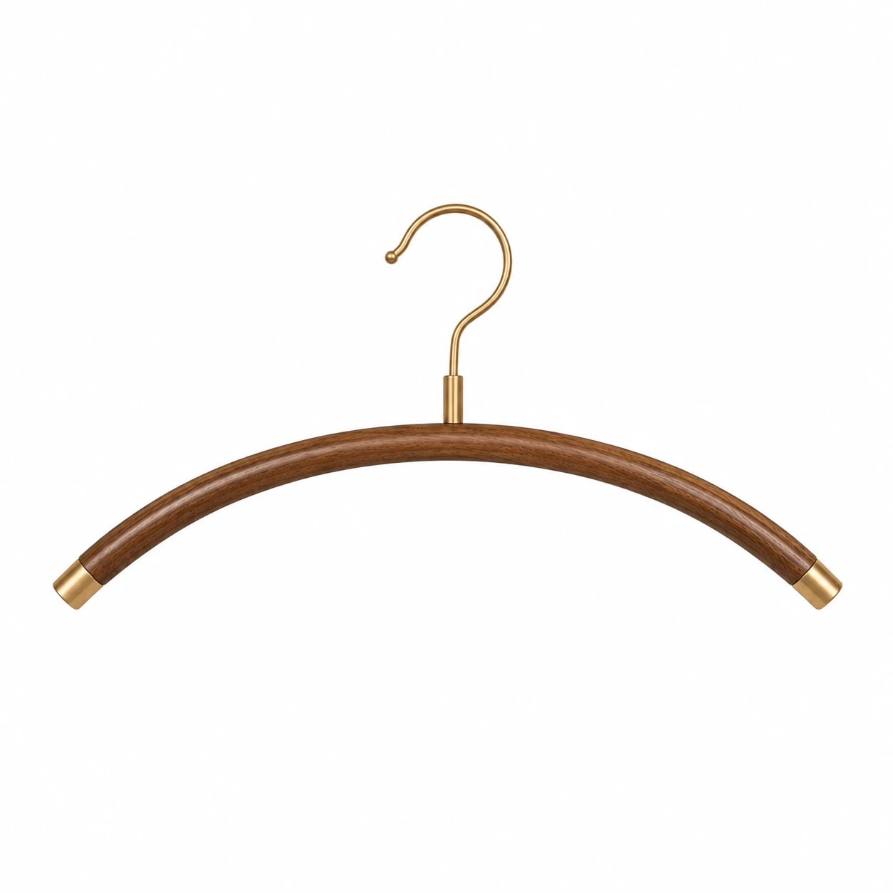Percha de madera maciza curvada de lujo ligero con herrajes de lat&oacute;n