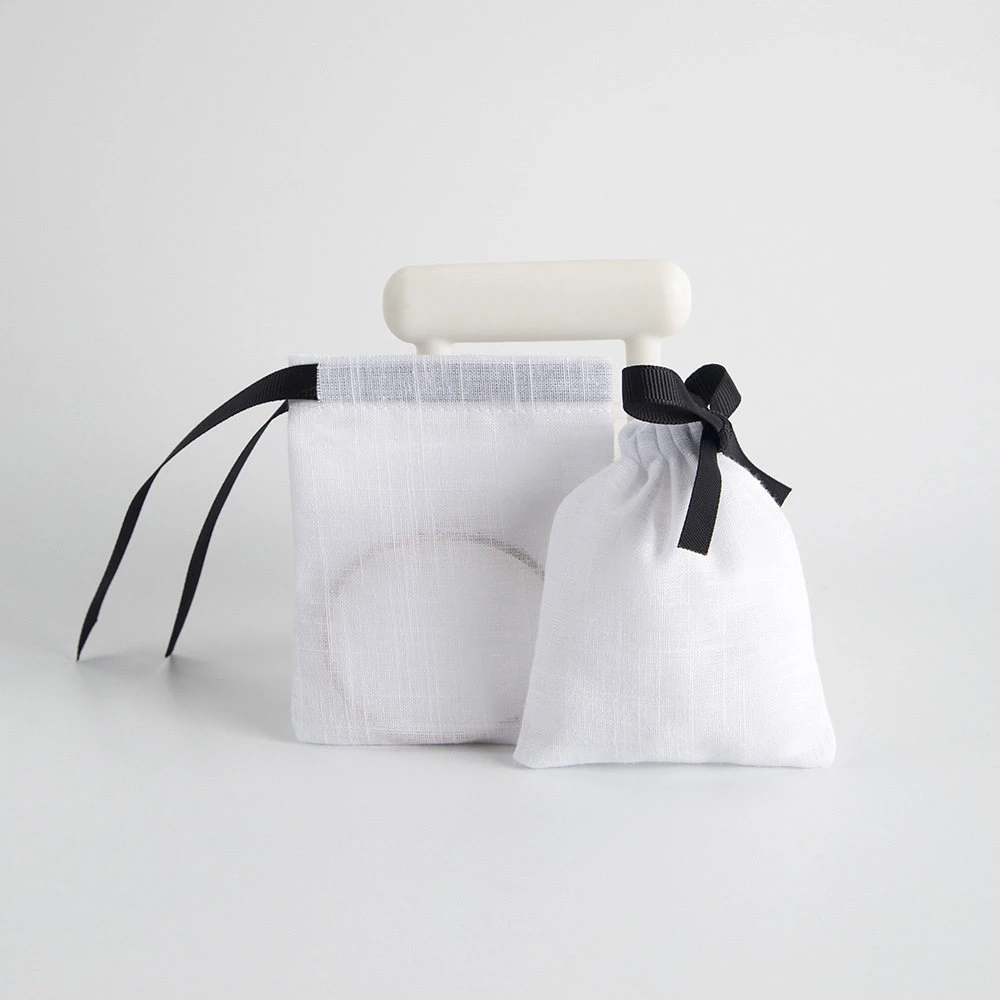 Bolsa de almacenamiento port&aacute;til con cord&oacute;n de algod&oacute;n y lino.