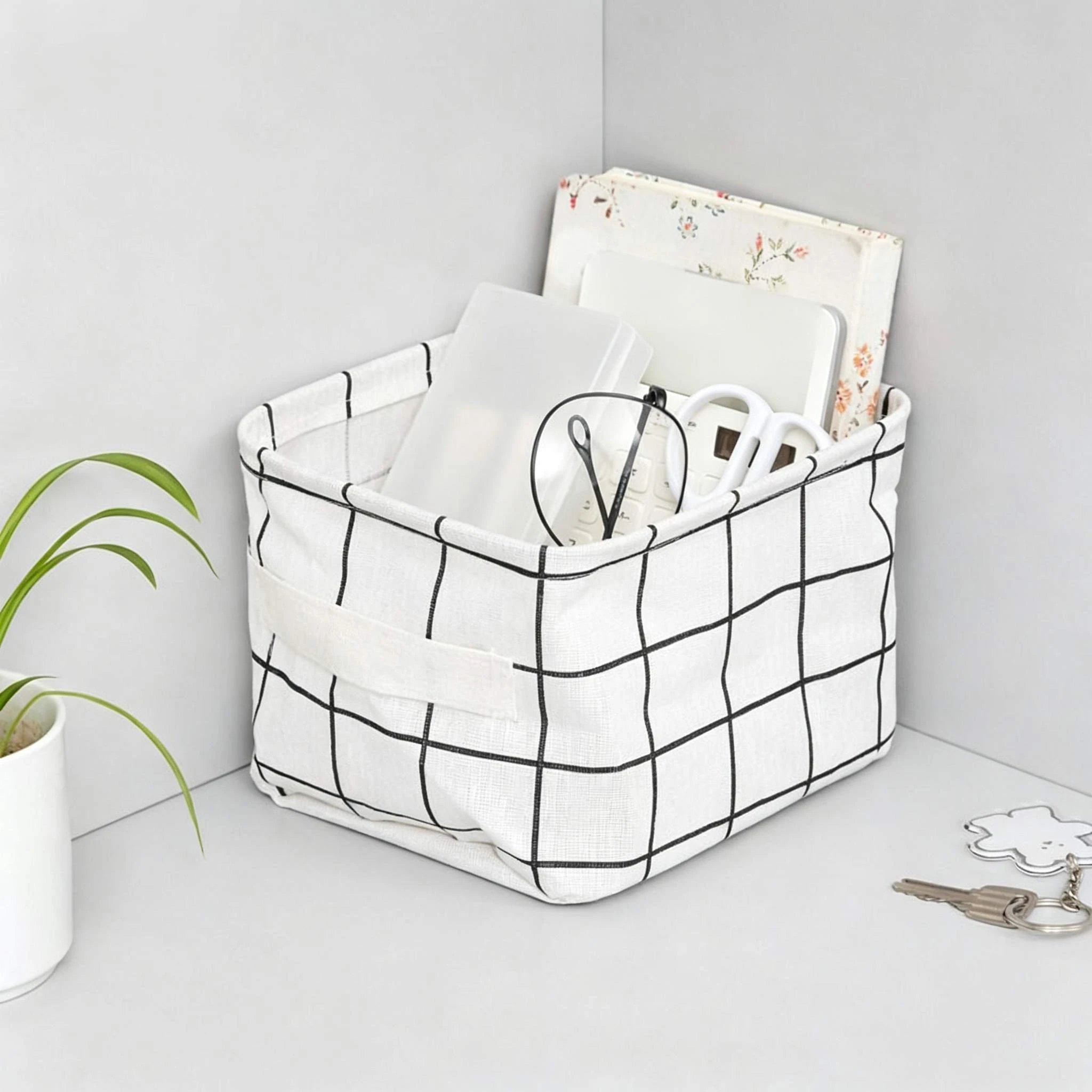 Cesta de almacenamiento de lino con rejilla negra