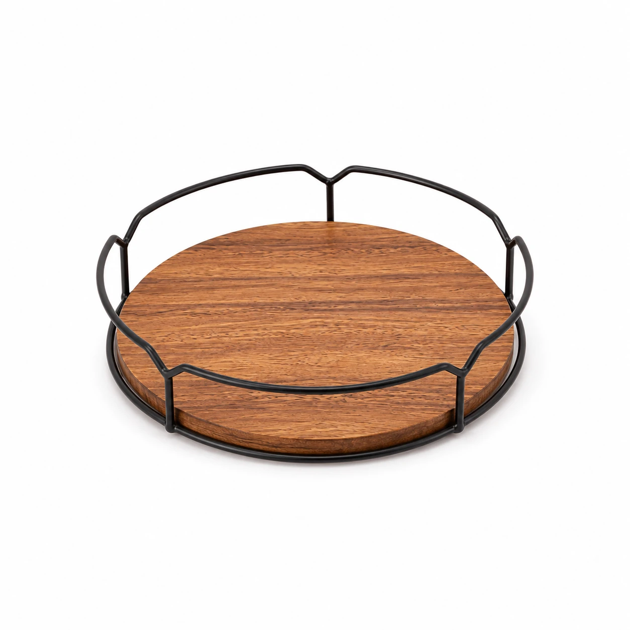 Tablero base de madera maciza + Estructura de metal pintado de negro.